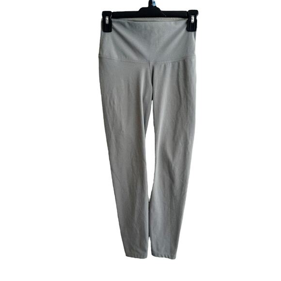 Nike Yoga Dri-FIT 7/8 High Rise Training Leggings Light Grey Size Medium - Picture 1 of 6